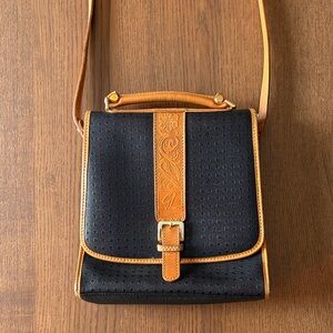 VTG GRAND LION - Monogram Texture & Embossed Leather Shoulder/Hand Bag